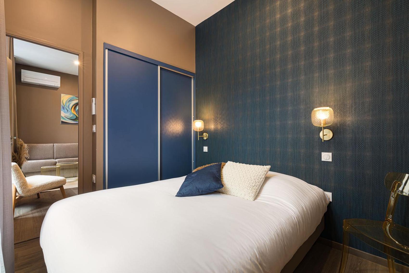 Appartement Legend Majestic - Parking Prive Gratuit- Climatisation - Gare - Centre - News!!! *