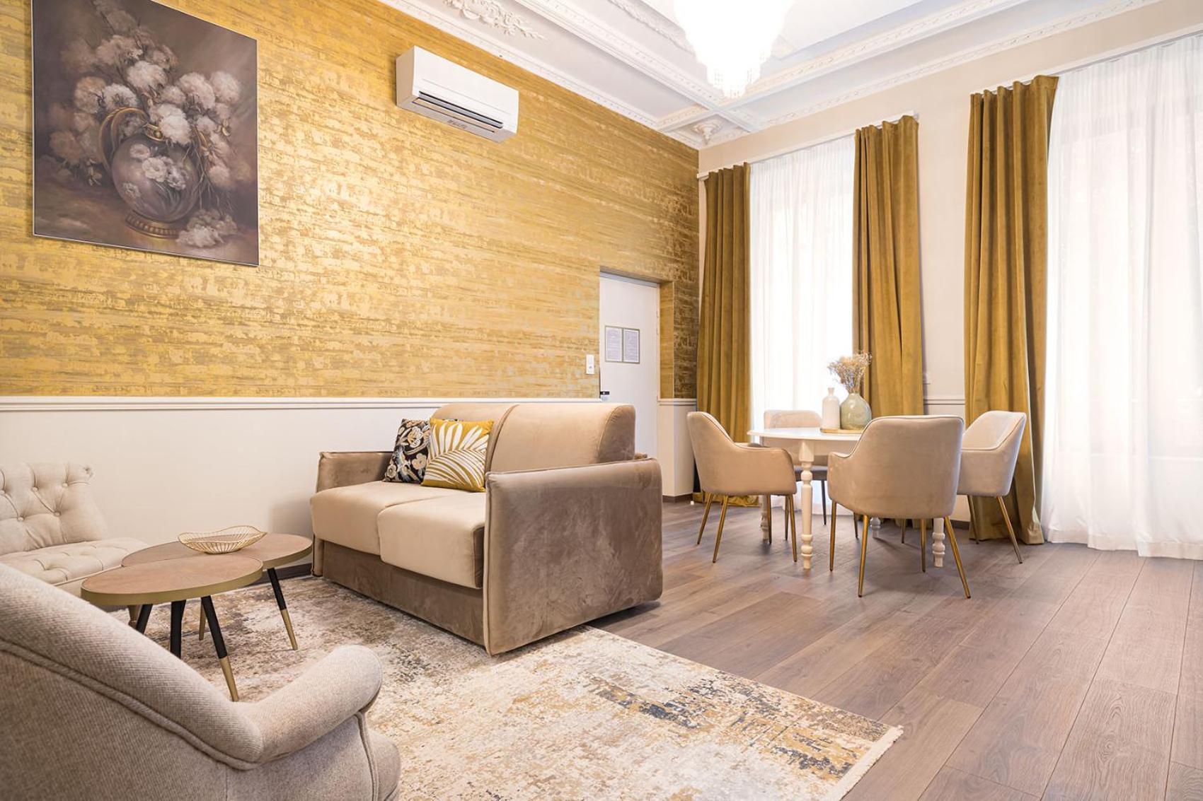Legend Majestic - Parking Prive Gratuit- Climatisation - Gare - Centre - News!!! Appartement *