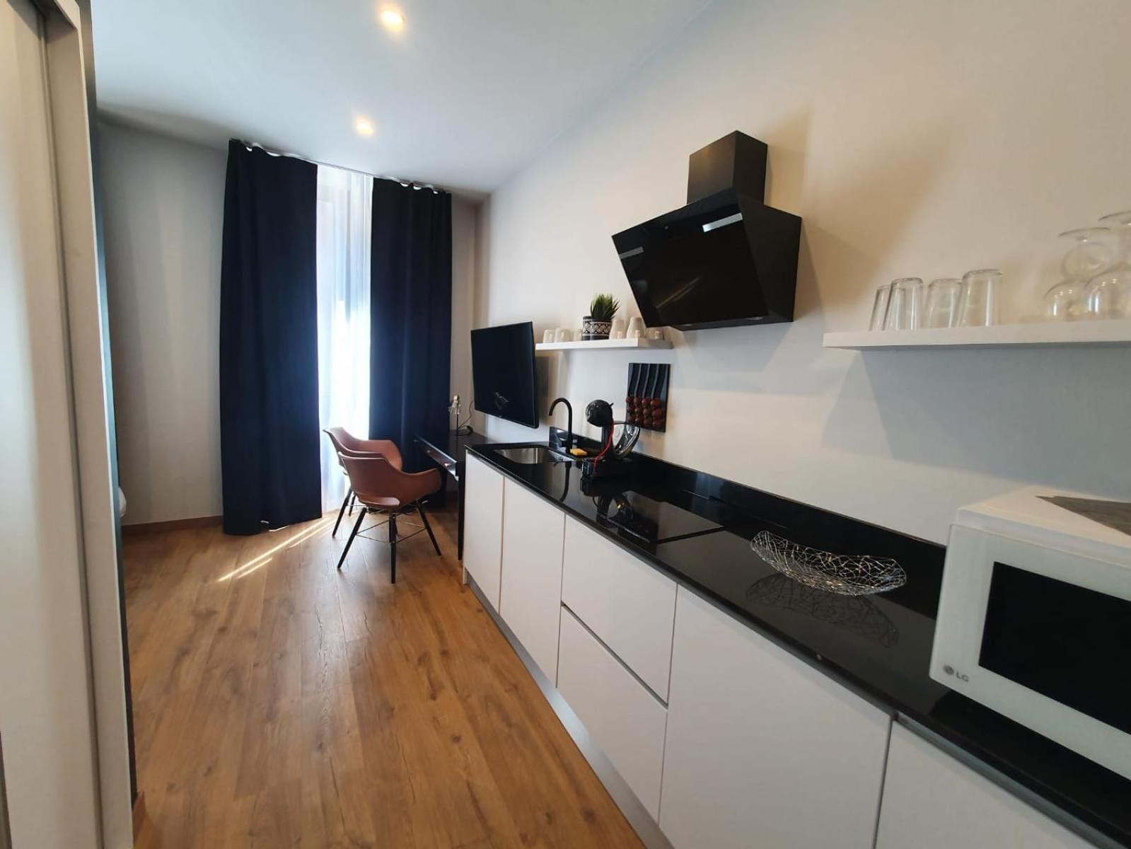 Legend Majestic - Parking Prive Gratuit- Climatisation - Gare - Centre - News!!! Appartement *