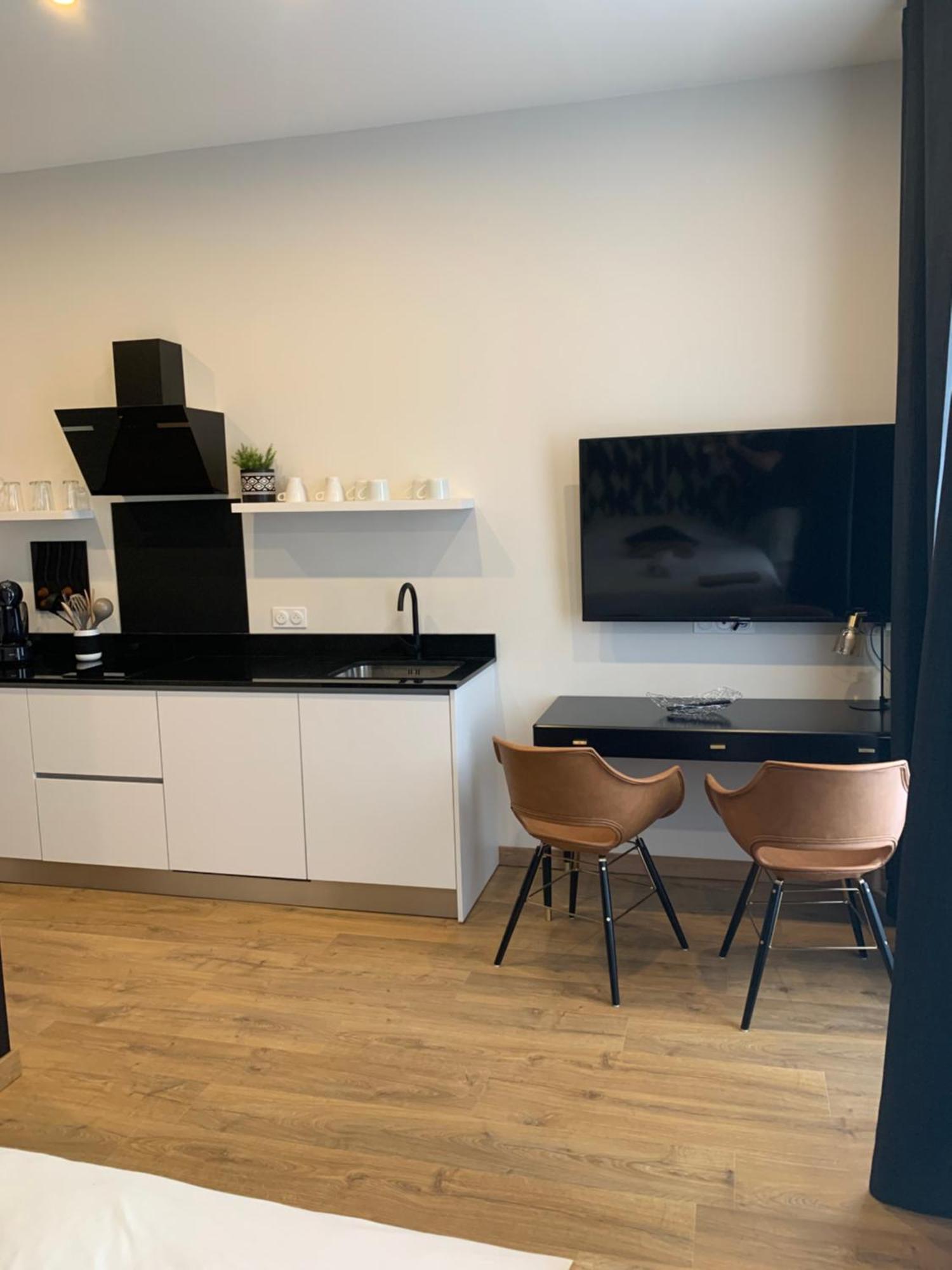 Legend Majestic - Parking Prive Gratuit- Climatisation - Gare - Centre - News!!! Appartement Mâcon