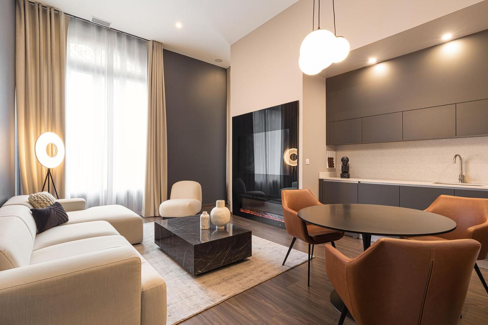 Legend Majestic - Parking Prive Gratuit- Climatisation - Gare - Centre - News!!! Appartement